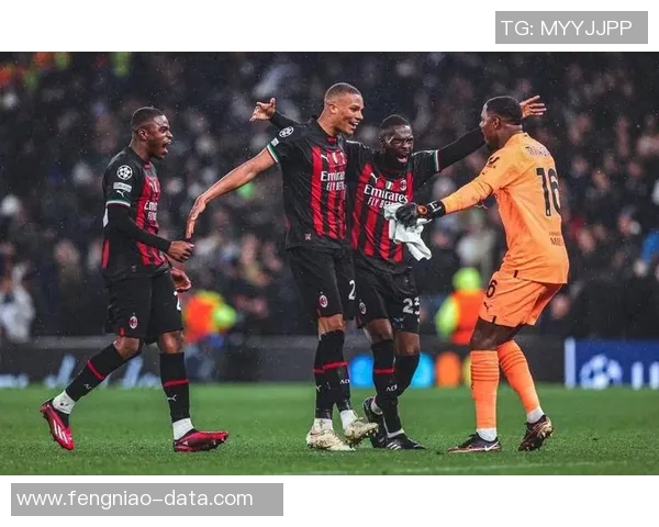 欧冠激战：多特蒙德狂胜AC米兰红牌争议引发全场热议与转会传闻